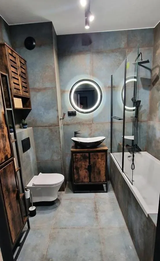 Workation Centre Airport Boutique Designer Bath, 3-4 Days Best Offer, Kitchen, Balkony, Aircon Warszawa Apartament